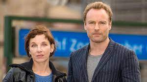 Meret becker ist im tatort amour fou in ihrer rolle als kommissarin nina rubin mit gewalt gegenüber homosexuellen konfrontiert. Team Berlin Tatort Ard Das Erste