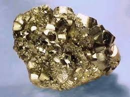 Pyrite Mineral Specimens And Crystal Clusters Crystals Crystals And Gemstones Minerals