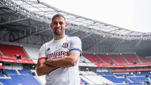 الاتحاد يفاوض النجم الجزائري إسلام سليماني أفادت مصادر بأن مجلس إدارة نادي الاتحاد قد دخل في مفاوضات مع المحترف الجزائري في صفوف نادي أولمبيك ليون الفرنسي، إسلام سليماني. Ù…Ø­Ø§Ø±Ø¨ Ø§Ù„ØµØ­Ø±Ø§Ø¡ Ù‡Ù„ ÙŠØ¹ÙˆØ¶ Ø¥Ø³Ù„Ø§Ù… Ø³Ù„ÙŠÙ…Ø§Ù†ÙŠ Ø±Ø­ÙŠÙ„ Ø¯ÙŠÙ…Ø¨ÙŠÙ„ÙŠ Ø¹Ù† Ù„ÙŠÙˆÙ† Ù…ØµØ± Ø§Ù„Ø¹Ø±Ø¨ÙŠØ©