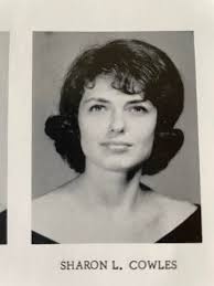 Wishing Shannon Woodward a happy birthday!