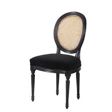 Ces essences de bois permettent de créer des meubles du monde d'une qualité incomparable, et d'une grande originalité. Chaise Medaillon En Velours Ocre Et Chene Massif Louis Maisons Du Monde