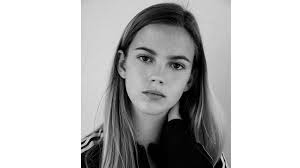 Rosie Mitchell's Instagram, Twitter & Facebook