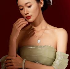 Jade Pendant & Necklace