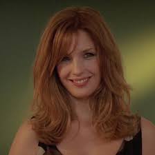 Do I have active fans here 🥺 Say yes I have any fans ❤️🥺 here