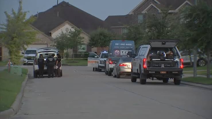 Glen Manor Drive shooting: Suspect charged in 18-year-old's murder in  northeast Houston, HPD says - ABC13 Houston