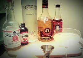 Smooth Siberian Sunrise American Harvest Vodka Licor 43 Orgeat Orange Bitters White S Habanero Lemon Whiteselixirs Orgeat Vodka Stuffed Peppers