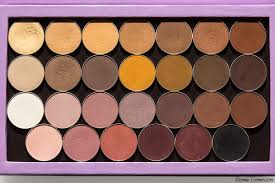02.09.2021 · don't judge a book by its cover, for behind all this makeup, is a geek just like you. My Must Have Makeup Geek Matte Neutral Eyeshadows Bonnie Garner Skincare Makeup Nails