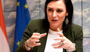 Elisabeth köstinger was born on november 22, 1978 in wolfsberg, carinthia, austria. Rhetorik Check Elisabeth Kostinger News At