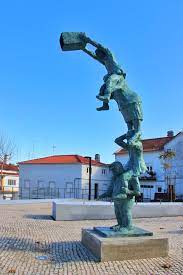 Use the planet of hotels service — we have a large selection of residences in centro region (portugal). Historia