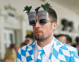 How to make a mint julep for the Kentucky Derby