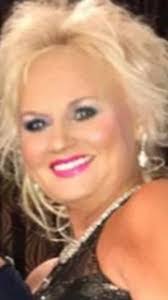 Karen Dillard's Instagram, Twitter & Facebook