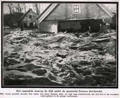De kracht van #water in beeld. Overstroming 1916 De Dijk Bezwijkt Mijn Zuiderzee