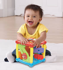 Amazon Com Vtech Busy Learners Activity Cube Toys Games Baby Activity Walker Baby Developmental Toys Activity Cube Baby