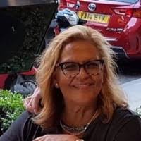 100+ perfiles de «Maletzki»