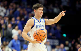 Reed Sheppard's Sharpshooting Impresses CBB Fans as Kentucky Cruises Past Miami