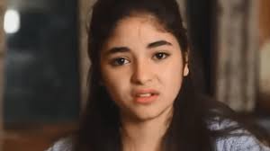Dangal Star Zaira Wasim Breaks Down After Facing Harassment On Flight Celebrity Images Union sports minister vijay goel on friday compared kashmiri teenage actor zaira wasim with a painting of a woman in hijab and another caged, prompting the dangal star to rebuff the bjp leader. dangal star zaira wasim breaks down