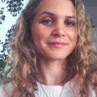 Flora Rowe's Instagram, Twitter & Facebook