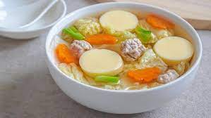 Ini rekomendasi menu buka puasa yang sehat dan cocok untuk diet plus tips diet selama puasa. 10 Menu Buka Puasa Sehat Cocok Untuk Kamu Yang Sedang Diet