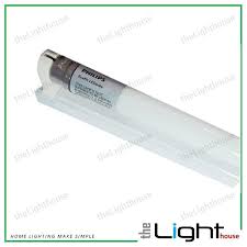 Beli lampu led mobil panjang online berkualitas dengan harga murah terbaru 2021 di tokopedia! 3set X Philips 4ft 18w Ecofit T8 Glass Led Tube Lampu Panjang Lampu Led Lampu Kalimantang C W Reflector Casing Shopee Singapore