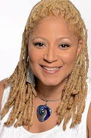 Kiss Me Beneath the Mistletoe