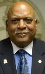 Lawmaker wants conflict resolution course required in schools