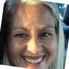 Recently we hosted a group of Year 10 students at Qantas HQ, providing them  with hands