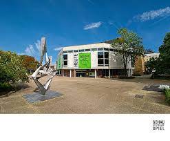 Im opernhaus im oberen schlossgarten stehen vorstellungen von oper und ballett sowie weitere veranstaltungen wie liederabende und sitzkissenkonzerte auf dem programm. Schauspiel Stuttgart Achim Freyer Inszeniert Molieres Don Juan