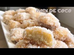 Noix De Coco Fondant En Bouche Et Moelleux Youtube En 2020 Recette Tarte Banane Chocolat Noix De Coco Gateau Noix De Coco