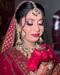 Royal queen makeup studio