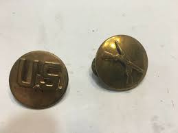 Vintage Us Army Lapel Pin Lot Brass 2 Post Clutch Fast Free Shipping Lapel Pins Vintage Pins Vintage Buttons