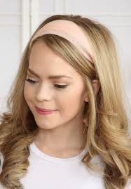 Long hair can be both a blessing and a curse. 8 Headband Styles