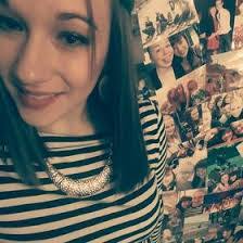 Anais Raymond's Instagram, Twitter & Facebook