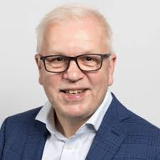 Andy Withers's Instagram, Twitter & Facebook