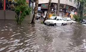 بارش شدید باران در این مناطق ادامه دارد/ هوا خنک تر می شود