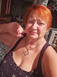 Just trying this, how do I look? I want the truth