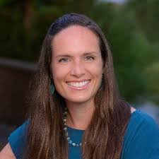 Laura Sealey (@sealey_laura)