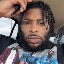 Kelan Jones's Instagram, Twitter & Facebook