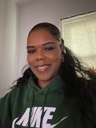 Single looking for a loyal man live in Detroit