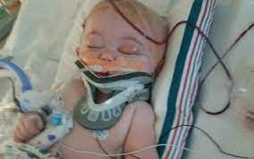 yataktan dusen bebegin hayati karardi anne simdi butun ebeveynleri uyariyor