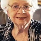 Lea Mays's Instagram, Twitter & Facebook