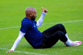 حقيقة قصة خبر وفاة شيكابالا محمود عبد الرازق لاعب نادي الزمالك المصري إذ يلقب باسم المرحوم أو الميت حسب جماهير الأهلي نادي القرن الحقيقي في أفريقيا. Ø´ÙŠÙƒØ§Ø¨Ø§Ù„Ø§ Ø§Ù„Ø°Ù‡Ø¨ Ø§Ù„Ø°Ù‰ Ù„Ø§ ÙŠØµØ¯Ø£ 4 Ù…Ø­Ø·Ø§Øª ØªÙ„Ø®Øµ Ø±Ø­Ù„Ø© Ø§Ù„Ø£Ø¨Ø§ØªØ´Ù‰ Ù…Ø¹ Ø§Ù„Ø³Ø§Ø­Ø±Ø© Ø§Ù„Ù…Ø³ØªØ¯ÙŠØ±Ø© Ø³ÙˆØ¨Ø± ÙƒÙˆØ±Ø©