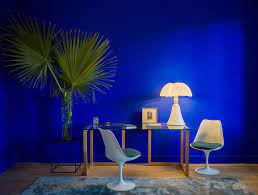 Bombe de peinture intérieure, aérosol : Yves Klein X Ressource Ressource Peintures