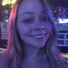 Leslie P Dillard, DDS, 121 Belle Forest Cir, Ste 2, Nashville, TN 37221, US 