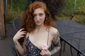 Corsen Gilroy Food Truck Redhead Zishy - Hot Girls And Naked Babes at  HottyStop.com