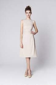 Viele halten auch an der tradition fest, dass der bräutigam dieses kleid erst in der kirche zu sehen bekommt. Standesamtkleid Aus Kaschmir In Creme Kleiderfreuden
