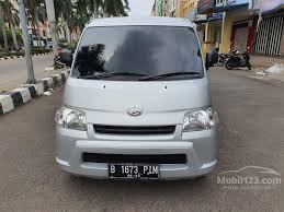 Kendaraan komersial gran max bermesin nr sempat jadi pembicaraan setelah diekspor dari indonesia ke jepang dimulai bulan ini, sementara. Daihatsu Gran Max Bekas 2017 Barang Mulus Harga Di Bawah Pasaran Mobil Bekas Mobil123 Com