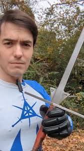 #sword #longsword #swordtiktok #hema #fencing #martialarts #medieval  #medievaltiktok #renaissance #larp #dnd#fyp