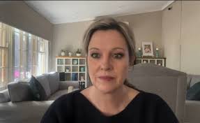 Description of a beautiful day with sunshine and rainbows