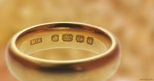 Every now and then we come across a ring that has no stamps or markings inside the ring shank. Gold Hallmark Identification Wizard