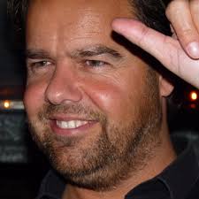 Stream Roland Lund music